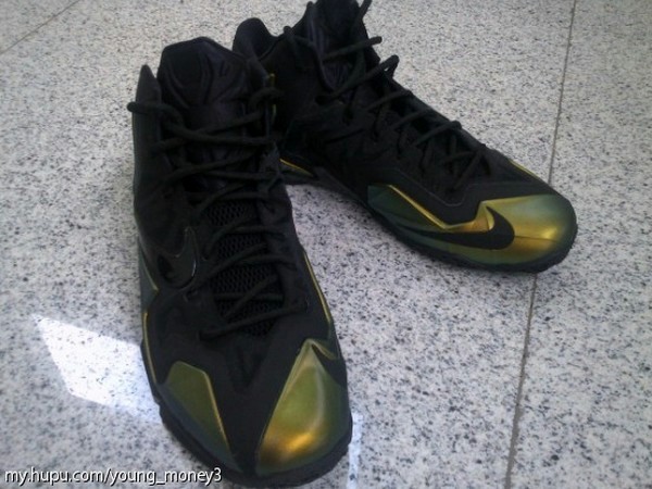 Nike LeBron XI 11 Black  Gold 8220Logoless8221 Sample