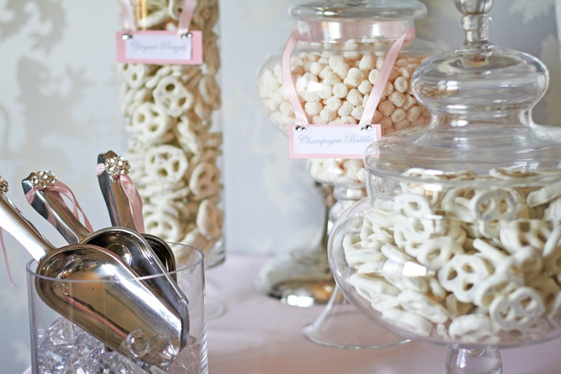 [pink-wedding-candy-station-buffet-bling%255B8%255D.jpg]