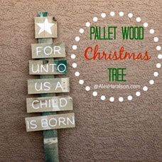 pallet wood Christmas tree