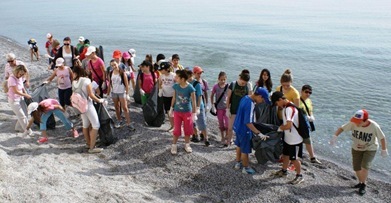 Εθελοντικός καθαρισμός ακτών από μαθητές των δημοτικών Λιτοχώρου (3)