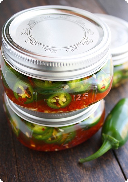 Easy Pickled Jalapeños – Try these quick & easy pickled jalapeños and use year-round on sandwiches, dips, salads and more! | thecomfortofcooking.com