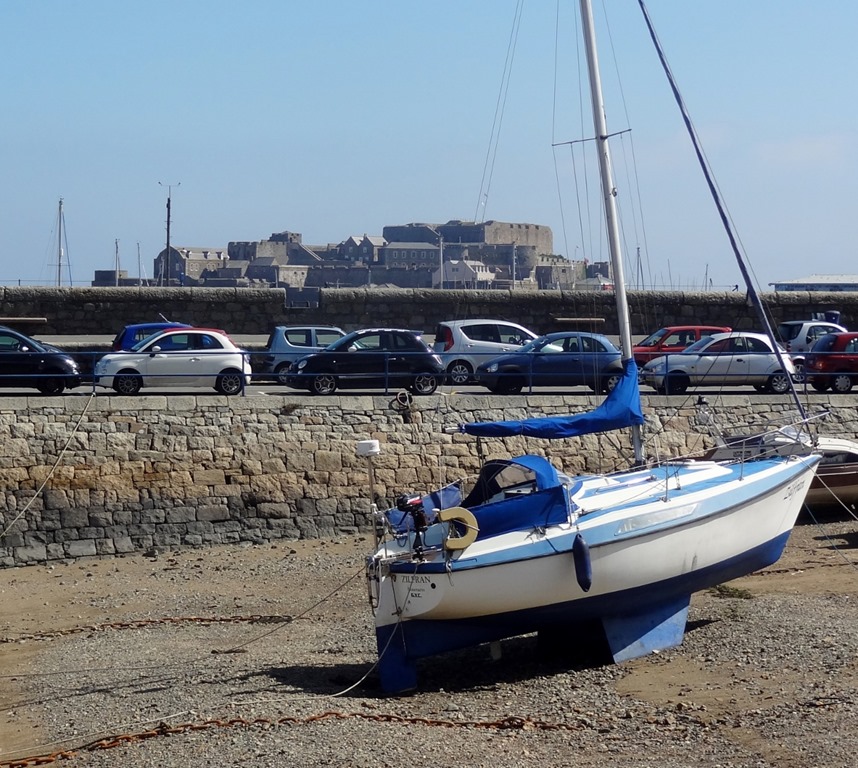 [Sept%25202013%2520Guernsey%2520%2520%252813%2529%255B5%255D.jpg]