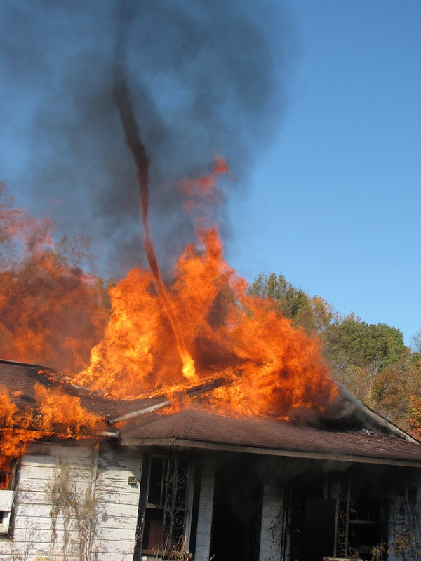 fire-tornadoes (2) fire-tornadoes (2)