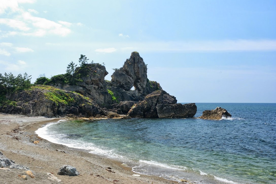 窓岩