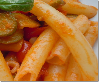Ziti con zucchine e pomodorini 