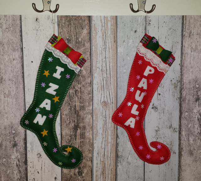 Tachisbykarlamarenco: Botas navideñas. Tachisbykarlamarenco: Botas navideñas.