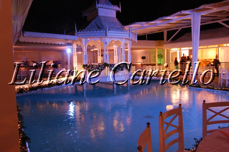 Fotos de Casamento Natasha e Rodrigo na Villa Cabral. Foto numero 00 da cerimonialista Liliane Cariello, do Rio de Janeiro, RJ, que faz cerimonial de casamentos, cerimonial de eventos, cerimonial de festas, cerimonial de 15 anos, cerimonial de bodas, cerimonial de eventos sociais, cerimonial de aniversários, decoração de casamento, decoração de festas de 15 anos, decoração de eventos sociais, decoração de aniversários, buffet de casamento, buffet de 15 anos, buffet festas, buffet eventos e assessoria cerimonial. Casamento Liliane Cariello Villa Cabral Wedding cerimonial casamento cerimonialista eventos casamentos rio lembrancinhas de resina buffet decoração custo festa espaço com fotos doces