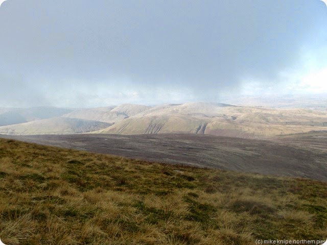 sunny howgills