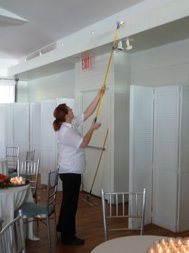 We loved watching the set up at Battery Gardens. They had this little cherry picker thingy that placed the lit candles around the upper perimeter of the room. We loved watching the set up at Battery Gardens. They had this little cherry picker thingy that placed the lit candles around the upper perimeter of the room.