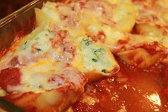 Chicken and Spinach Stuffed Shells