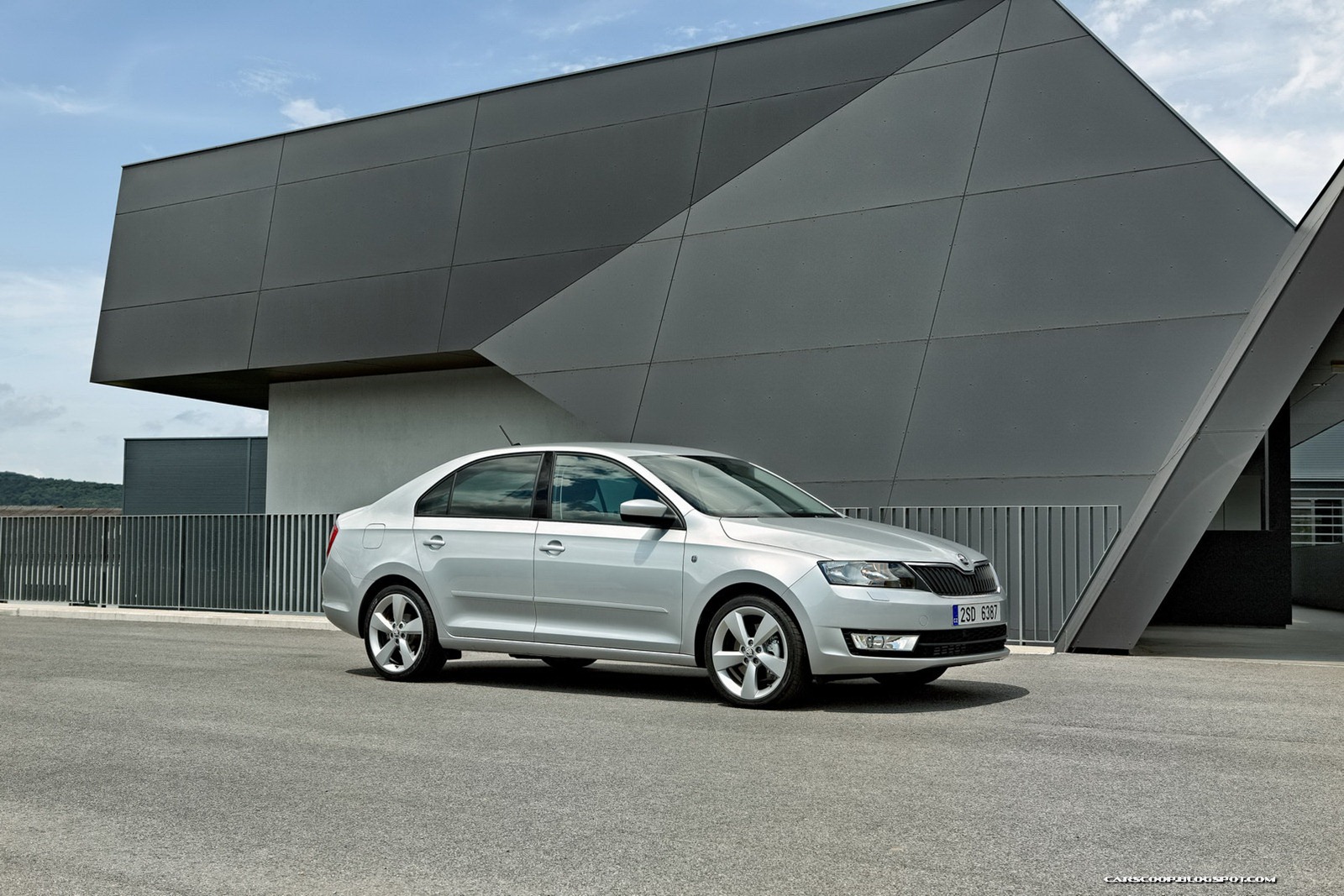 [2013-Skoda-Rapid-73%255B2%255D.jpg]