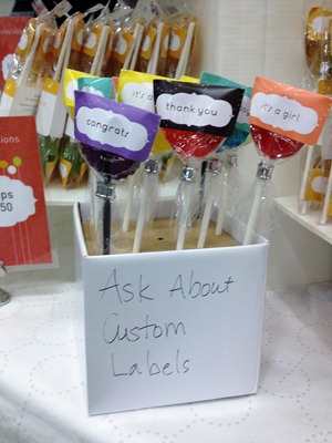 Lollipops with customized event labels