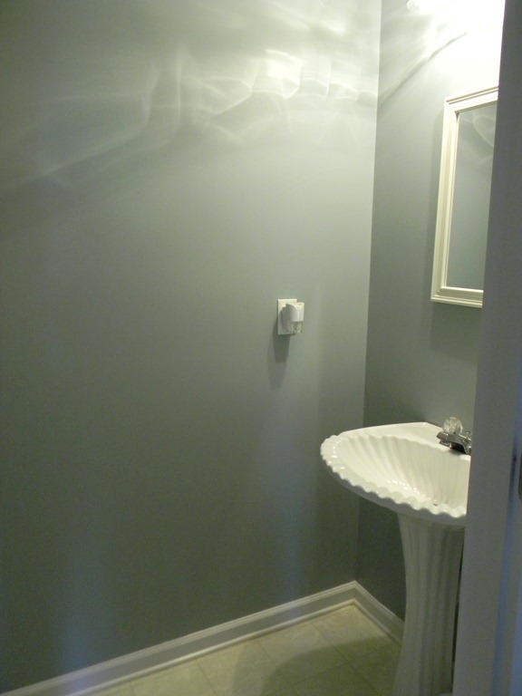 [powder%2520room2%255B4%255D.jpg]