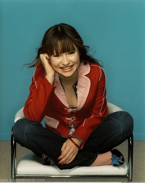 emily browning linda sensual sexy sedutora desbaratinando (30)