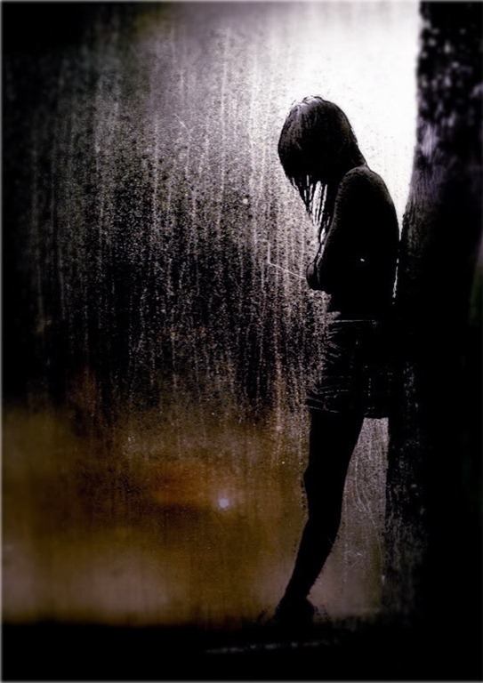 [girl-and-rain-dark-1%255B5%255D.jpg]