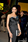 Deepika - Elegant as usual, but where is Ranbir ?