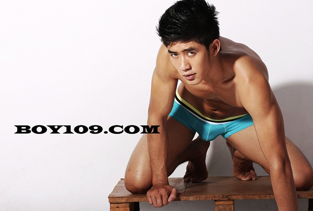 Asian-Males-Cao Lam Vien - Hot Hot in Underwear Again!-01