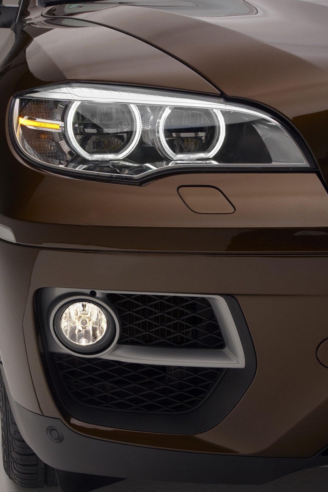 [2013-BMW-X6-Facelift-8%255B2%255D.jpg]