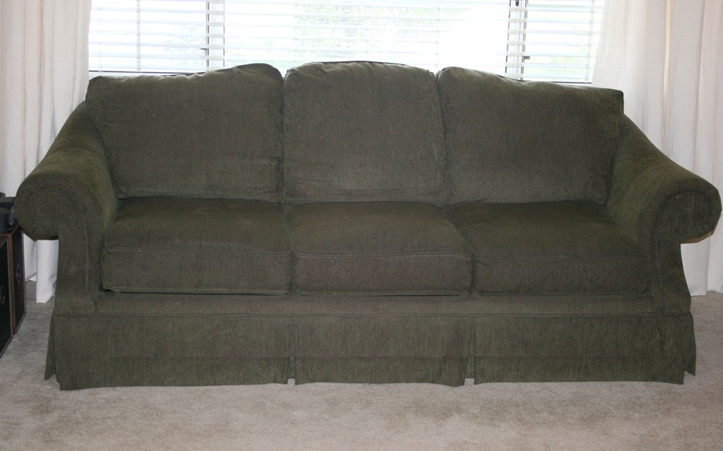 [couch%2520009%255B3%255D.jpg]