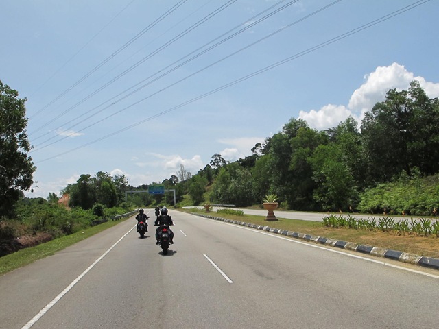 [IMG_27422.jpg]