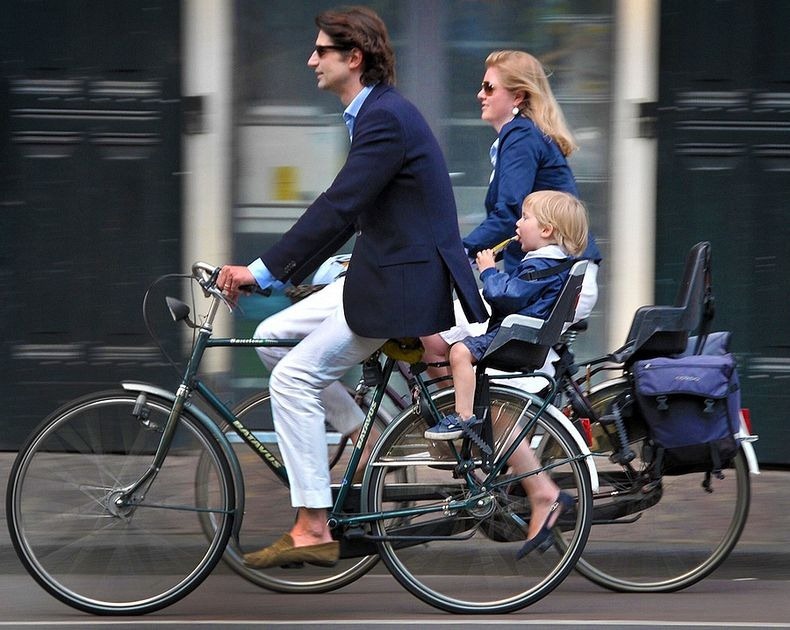amsterdam-bicycles-8