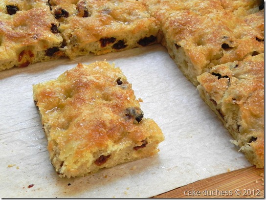 raisin-focaccia-3 raisin-focaccia-3