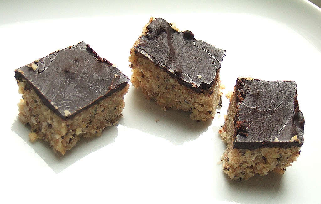 [lunch%2520and%2520lemon%2520bars%2520021%255B10%255D.jpg]