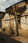 Shadow plays in Toshkent residential area