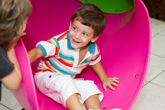 Album (digital) de fotos de Antonio 3 anos de FranMatos Estudio Fotografico, que faz fotografia de gravidas (fotos de gestantes), fotos de bebes, fotos de criancas (fotografia infantil); book fotografico, book infantil, book adulto, book de modelos; festas infantis, batizados, fotos de 15 anos, fotos de casamento, noivados, familia, bebes, 1 ano, criancas, infantil, acompanhamento de gravidas, eventos em geral e fotografia para aplicacao em produtos: bolsas com fotos, quebra cabeca de fotos, calendario de fotos, camisa com fotos, almofadas com fotos, quadro scrapbook e puff com fotos. Atendimento na cidade de Sao Paulo (SP), para todo o estado de Sao Paulo. fotografia infantil de bebês crianças familia gestantes grávidas estúdio fotográfico estudio fotos book retrato puff com fotopresentes calendário stúdio