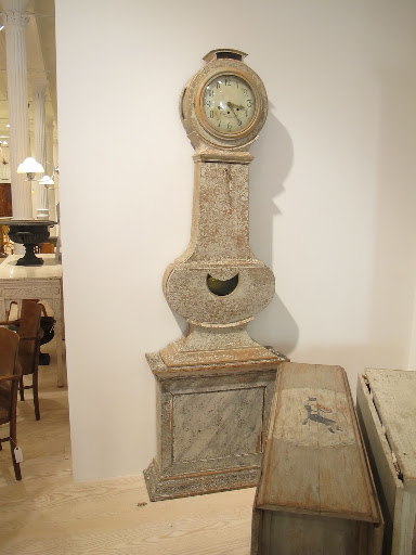 The shape of this clock is so unique.