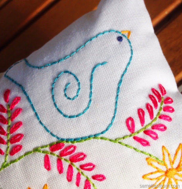 Birdie Pincushion 1