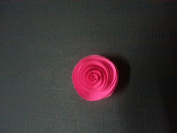 Cara Membuat Bunga Mawar dari Kertas Lipat
