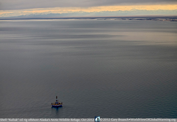 Royal Dutch Shell drilling rig off the coast of the Arctic National Wildlife Refuge. © Gary Braasch / worldviewofglobalwarming.org