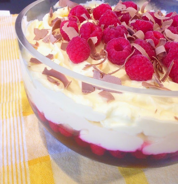 Raspberry and Mascarpone Cream Trifle