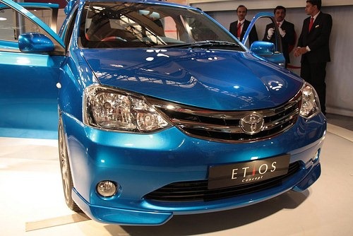 [Toyota_Etios_hatchback%255B5%255D.jpg]
