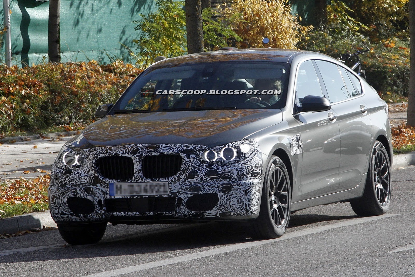 [2014-BMW-5-Series-GT-FL-3%255B3%255D.jpg]