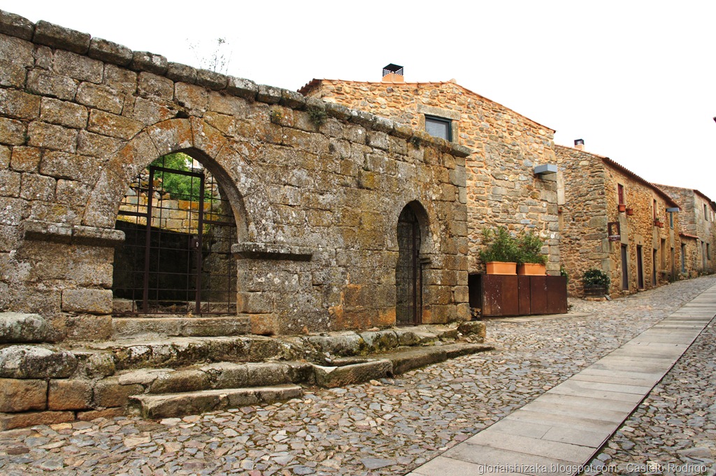 [Gl%25C3%25B3ria%2520Ishizaka%2520-%2520Castelo%2520Rodrigo%252095%255B6%255D.jpg]
