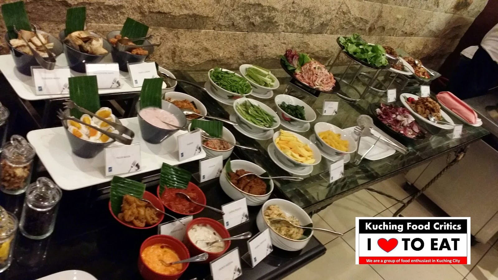 Kuching Food Critics: Riverside Majestic Ramadhan Buffet