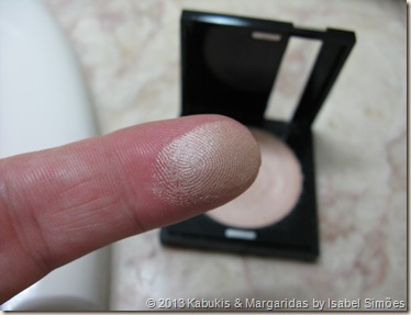 Sombra 126 da MUFE Maquilhadora Profissional