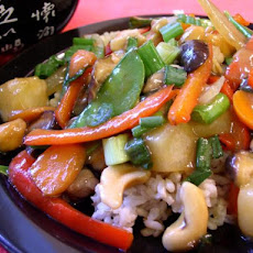 Chicken-Cashew Stir-Fry