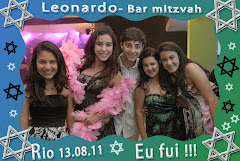 Fotos do evento Leonardo - 13.08.11. Foto numero 40 da Social Click Fotografia Digital, do Rio de Janeiro, RJ, que faz fotos divertidas, fotos malucas, fotos com fantasias, fotos na hora, fotografia maluca, fotografia divertida com molduras personalizadas. fotos divertidas malucas foto maluca animadas animado rj rio de janeiro divertida fantasia animada noivos fotografo casamento fotografa para debutantes