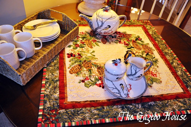 [Sewing%2520group%2520with%2520Chickadee%2520quilt%2520%2526%2520tea%2520set%2520025%255B2%255D.jpg]