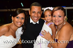 Fotos do evento Tatiane e Charles. Foto numero 4158 do estudio Foto Arte Digital, de Itaborai, RJ, que faz fotografia de casamentos (fotos de casamento), fotos de aniversario (fotografia de aniversario), fotos de 15 anos, fotos de criancas (fotografia infantil), fotos de eventos sociais, videos de casamento, videos de 15 anos, videos de making-of, videos de aniversario, video infantil (video de criancas) e videos de eventos sociais. Fotojornalismo e videojornalismo em Itaborai, RJ.