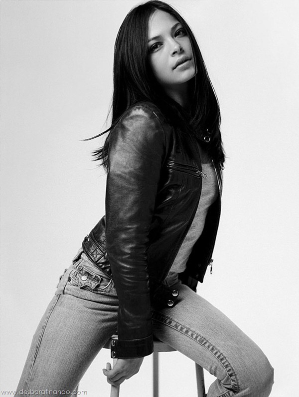 Kristin-Kreuk-lana-lang-sexy-sensual-photos-hot-pics-fotos-desbaratinando (37) Kristin-Kreuk-lana-lang-sexy-sensual-photos-hot-pics-fotos-desbaratinando (37)