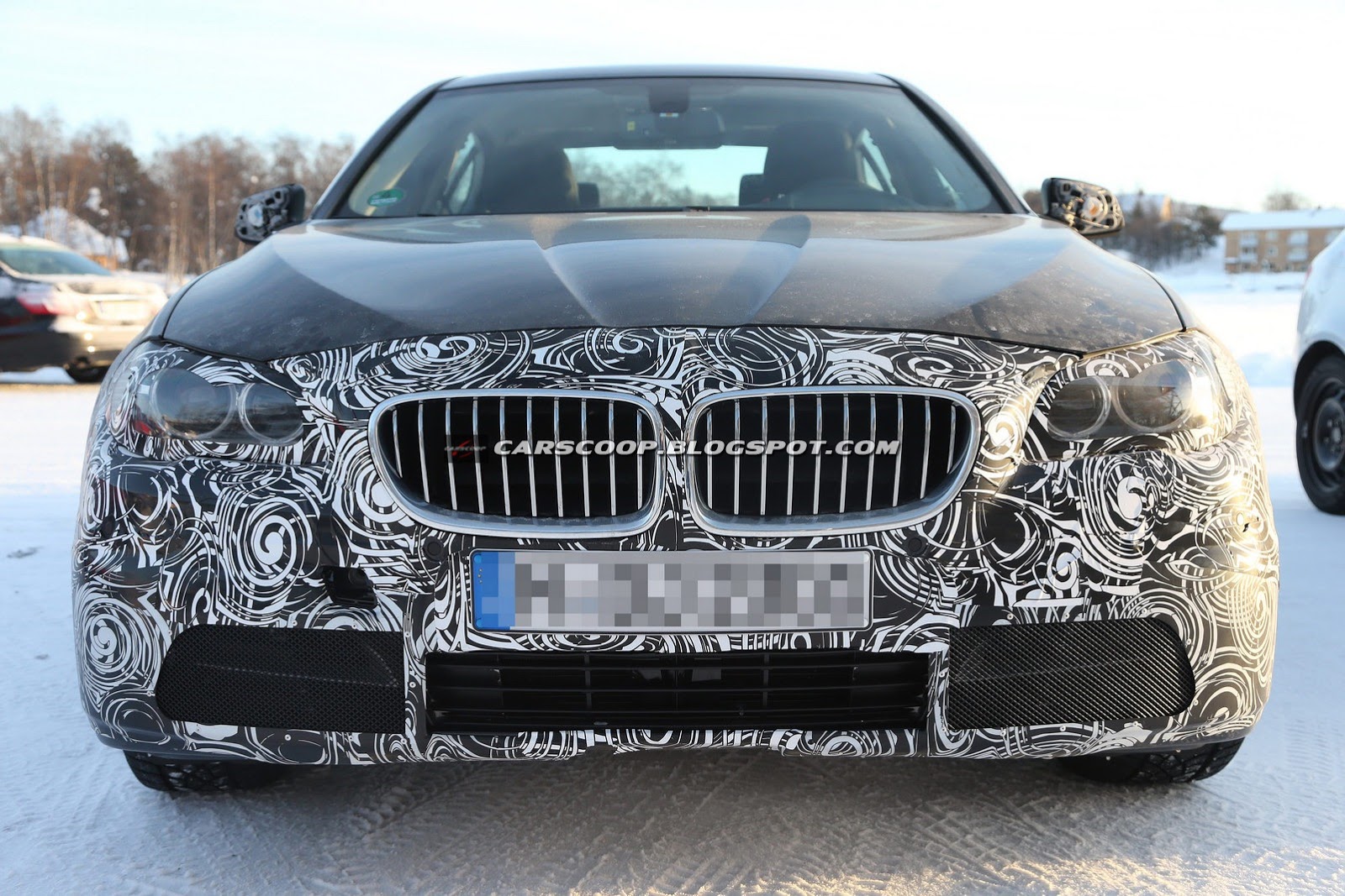 [2014-BMW-5-Series-PHEV-6%255B4%255D.jpg]