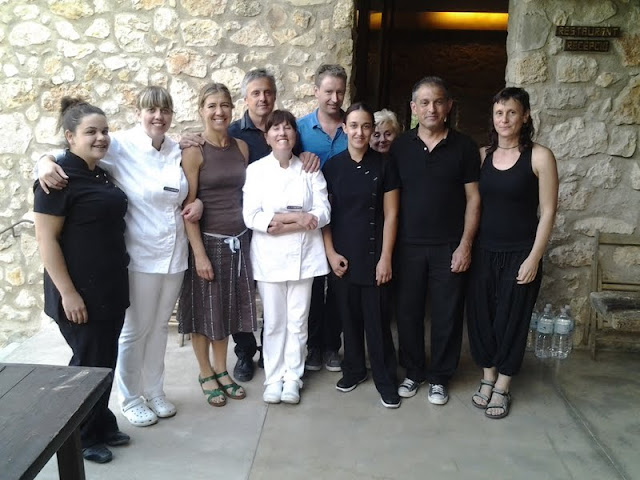 13_caljoanbatlle_equip.jpg