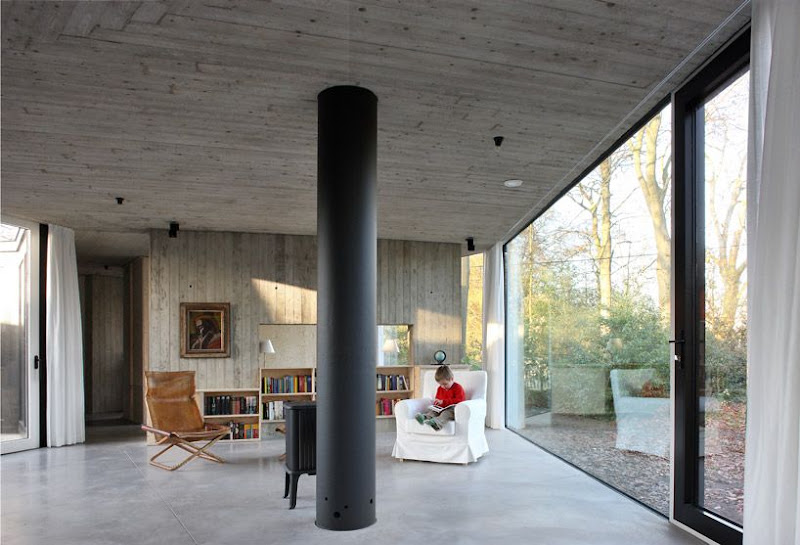 ha_a_haz_veszi_korbe_a_fakat_house_bm_de_vylder_vinck_taillieu_epitesz_studio_12.jpg
