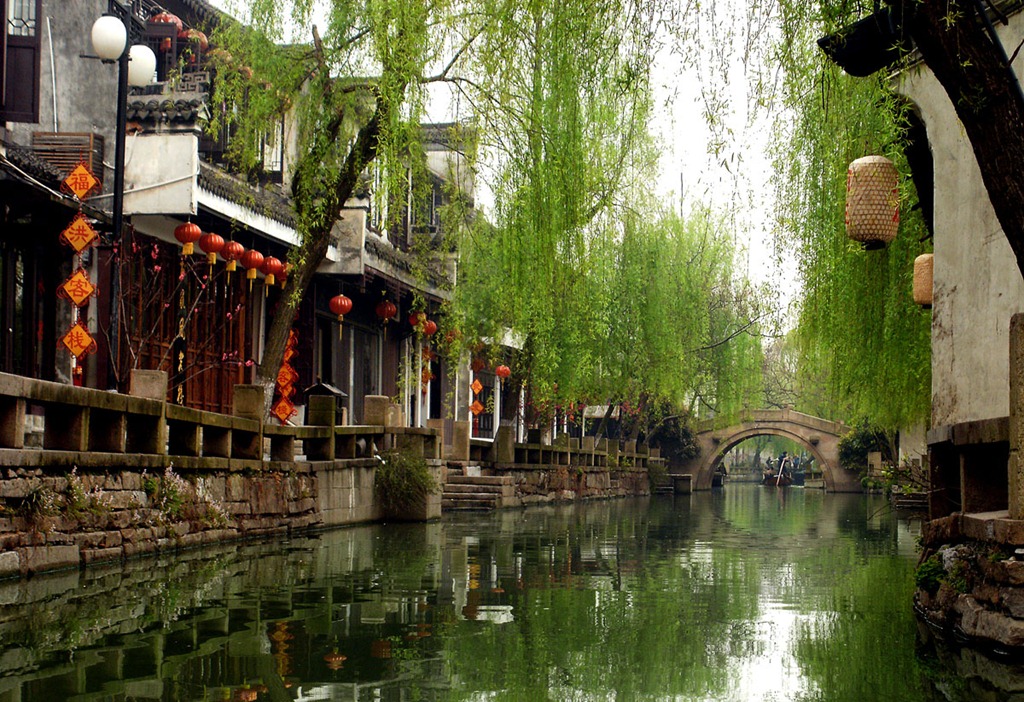 [old_town_zhouzhuang_in_china_by_ders.jpg]