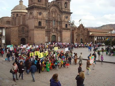 [cusco%2520march%2520for%2520jesus%25202011%255B2%255D.png]