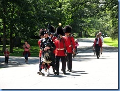 6519 Ottawa 1 Sussex Dr - Rideau Hall - Ceremonial Guard performing the Relief of the Sentries